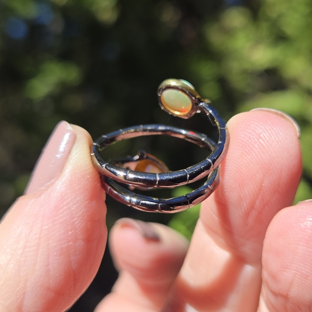 Opal Natural Gemstone Fire & Crystal Opal Snake Sterling Rhodium & Gold Ring Sz7 - Picture 9 of 10